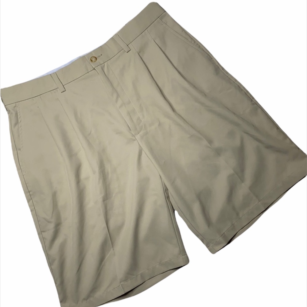 Callaway Khaki Golf Lightweight Shorts NWT T8